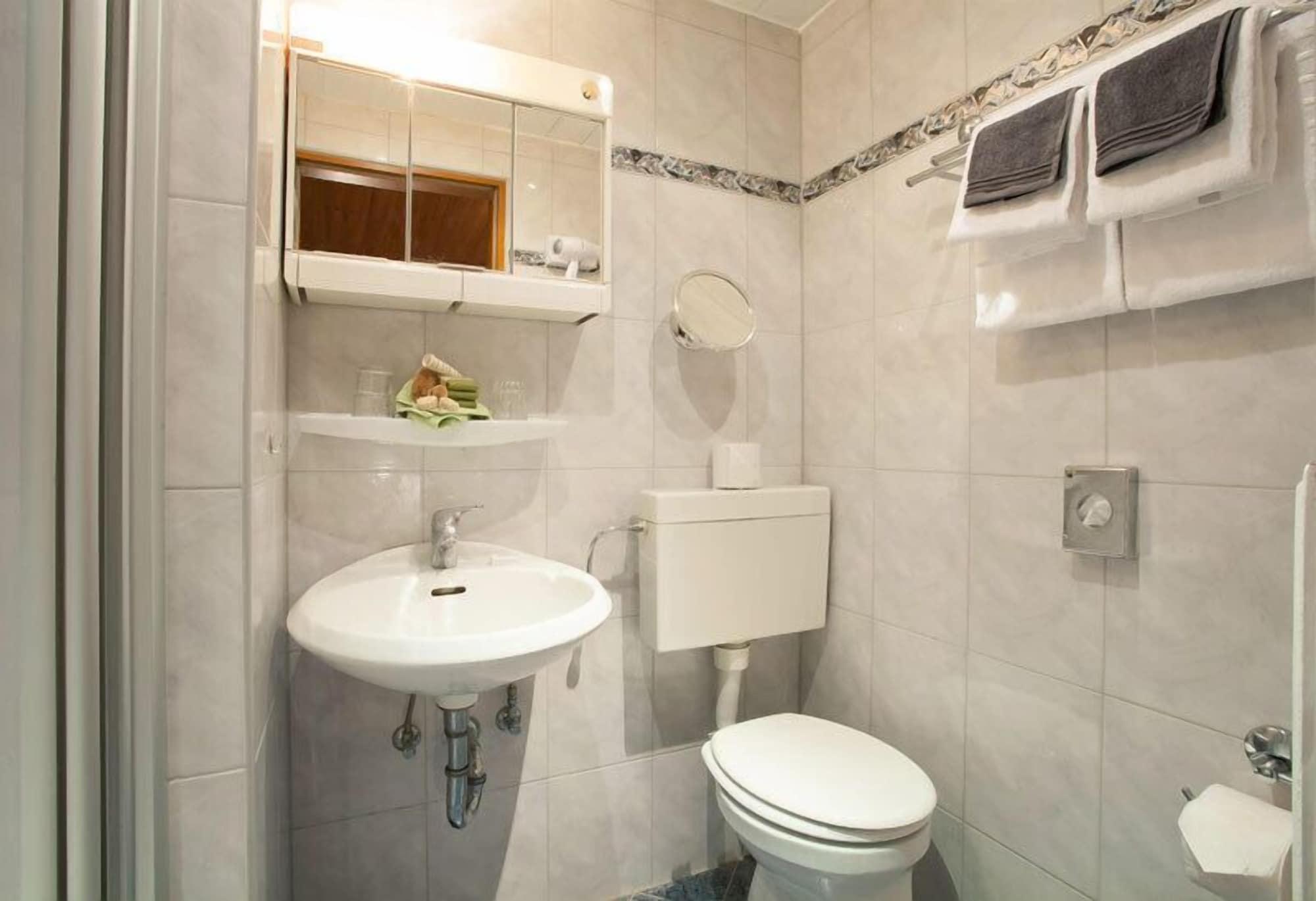 Centro Hotel Arkadia Köln Dış mekan fotoğraf