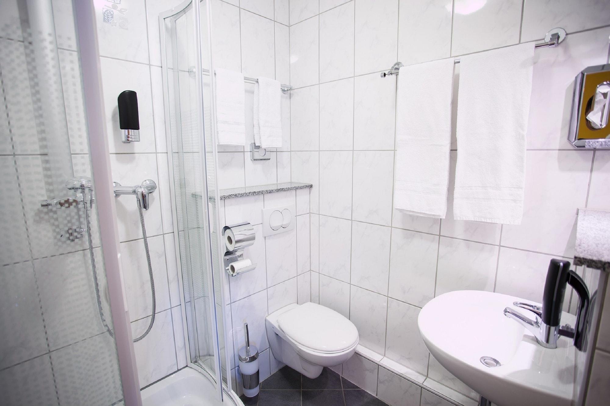 Centro Hotel Arkadia Köln Dış mekan fotoğraf