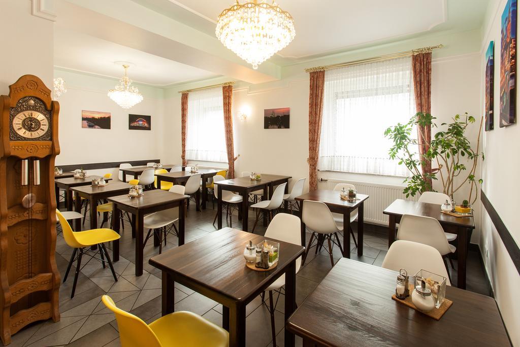 Centro Hotel Arkadia Köln Dış mekan fotoğraf